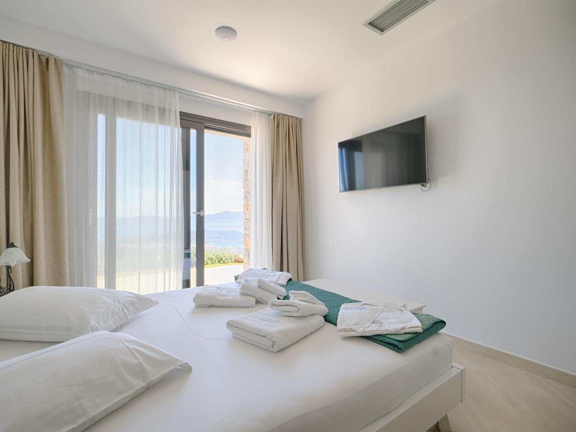 Sky Sea Resort Skiathos Экстерьер фото
